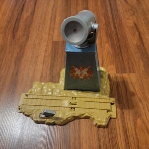 Thomas & Friends Sodor Search Light Spotlight Tower SSRC Train 2010